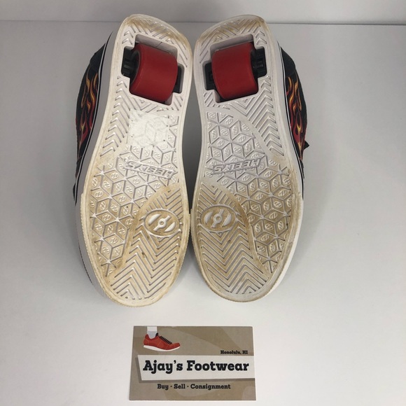 KIDS HEELYS FIRE FLAMES BLACK RED SKATE SHOES 13 C - Picture 6 of 11